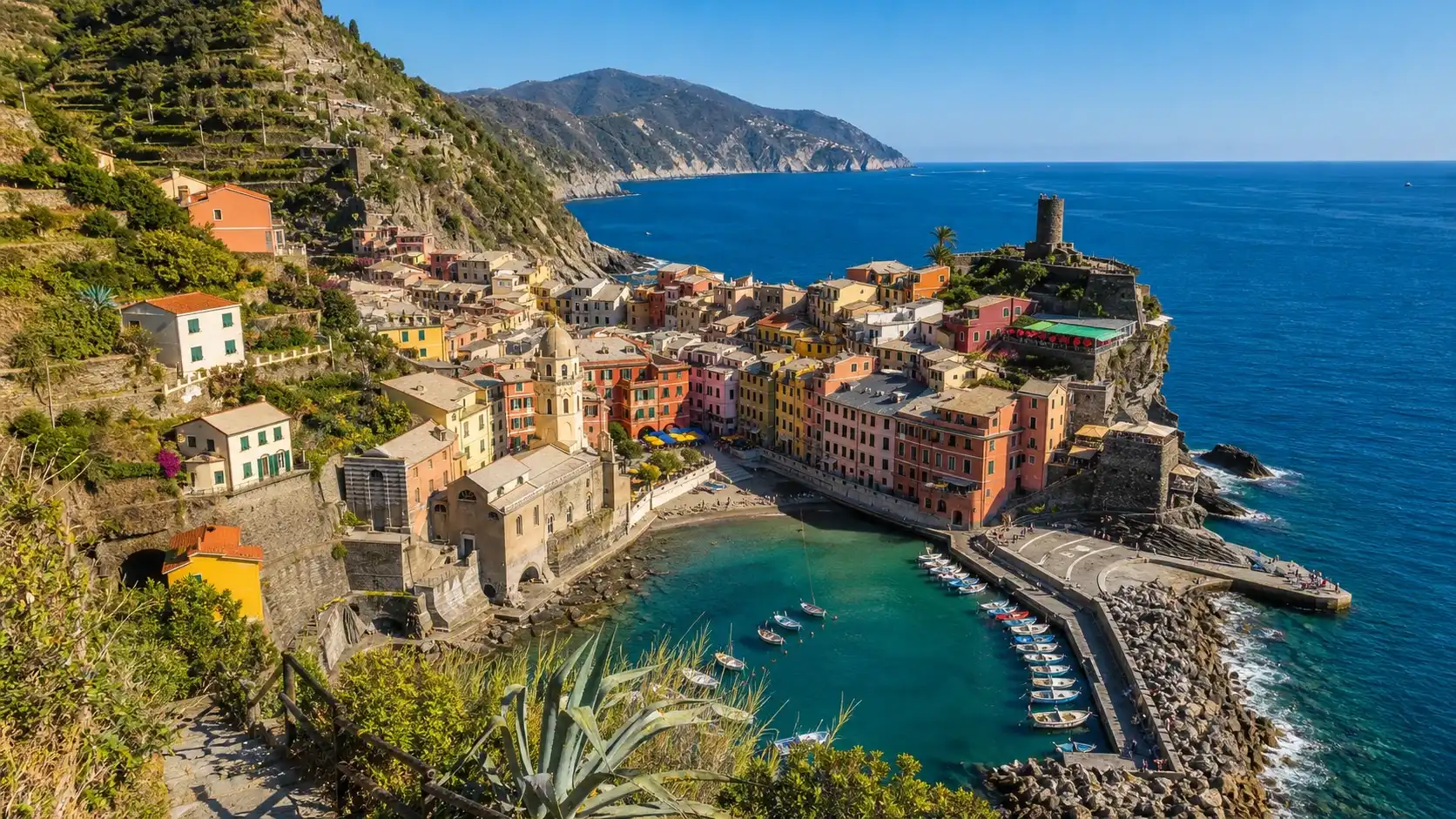Vernazza harbor and colorful cliffside buildings in Cinque Terre